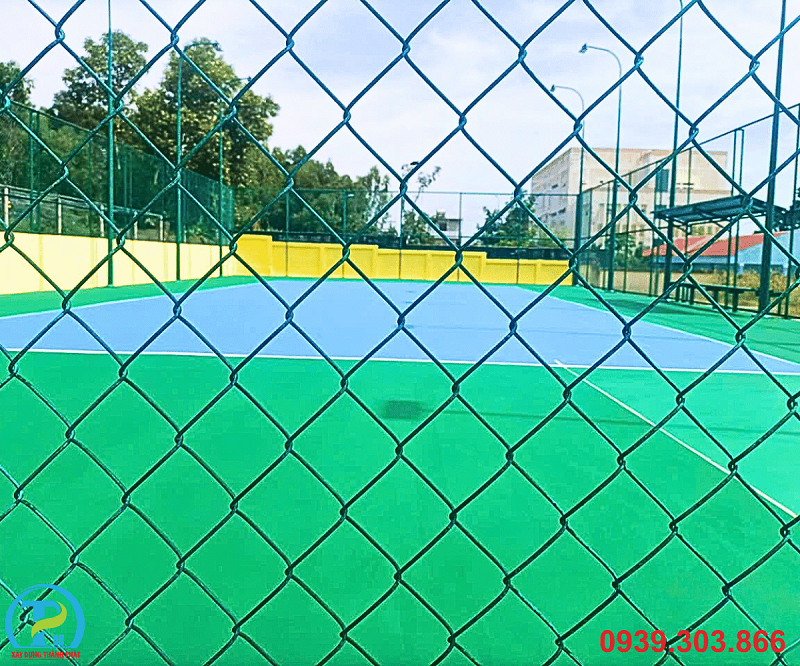 Màu sắc là yếu tố quan trọng tạo nên vẻ đẹp cho sân tennis